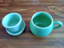 Load image into Gallery viewer, Mug with tea filter
