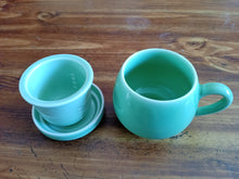 Load image into Gallery viewer, Mug with tea filter
