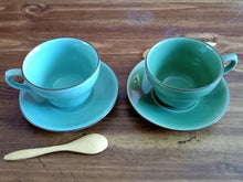 将图片加载到图库查看器，Couple Cups for Anniversary
